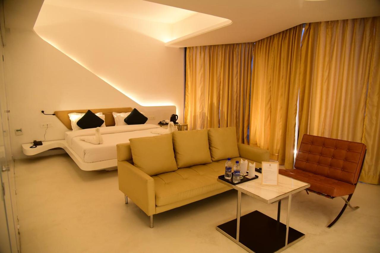 Ramaya Hotel Rohtak Esterno foto